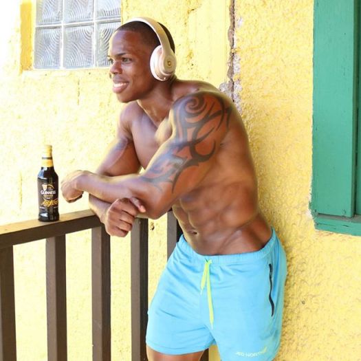 13355380_1730652377194349_1831626621_n_002