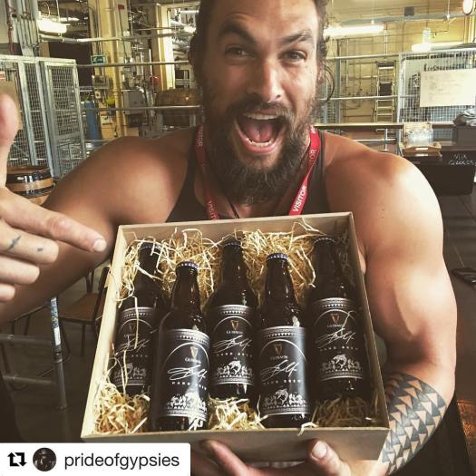 13706928_1794128307496826_294616821_n_002